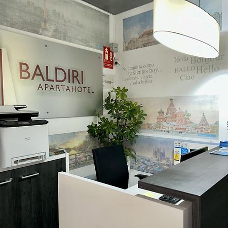 Apartahotel Baldiri Sant Boi de Llobregat Exteriér fotografie